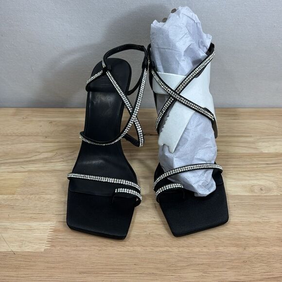 INC International Concepts Arti Strappy Dress Sandals- Black- 8 M NIB - Picture 2 of 8